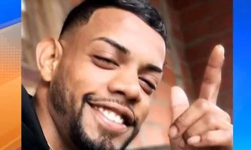 
          Imagem ilustrativa da imagem MC é assassinado a tiros na rua de casa em Cariacica
          