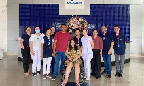 
          Imagem ilustrativa da imagem Mãe dos sêxtuplos recebe alta e deixa hospital. Bebês seguem internados
          