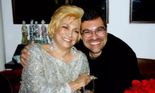 
          Imagem ilustrativa da imagem Mansão de R$ 30 mi e casa abandonada: filho de Hebe Camargo explica imóveis da mãe
          