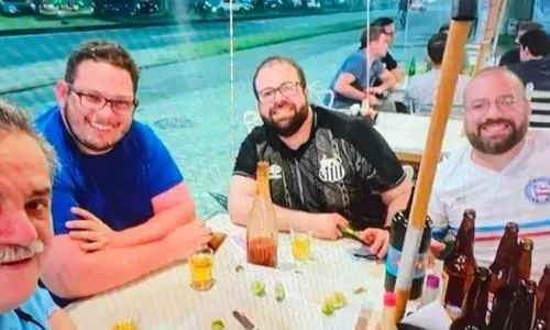 
          Imagem ilustrativa da imagem Médicos falavam sobre o futuro quando foram atacados no Rio
          