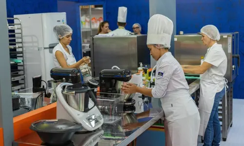 
          Imagem ilustrativa da imagem Megaevento debate futuro das profissões e empresas
          