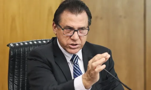 
          Imagem ilustrativa da imagem Ministro defende semana com quatro dias de trabalho
          