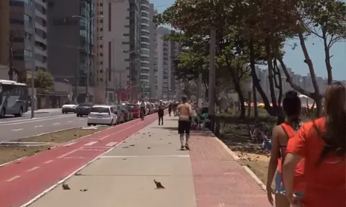 
          Imagem ilustrativa da imagem Moradores são assaltados por suspeito armado em praia de Vila Velha
          