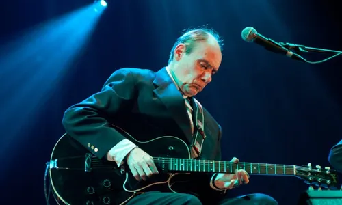 
          Imagem ilustrativa da imagem Morre Lanny Gordin, o guitarrista do Tropicalismo, aos 72 anos
          