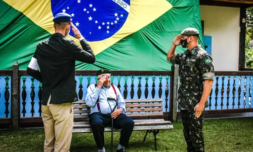 
          Imagem ilustrativa da imagem Morre aos 103 anos, o pracinha Ambrósio Falqueto, que serviu o Brasil na 2ª Guerra
          