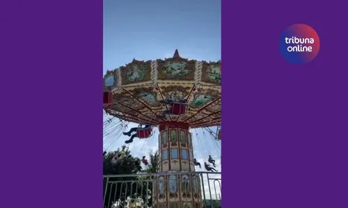 
          Imagem ilustrativa da imagem Mulher é arremessada de brinquedo no Parque Mirabilândia e sofre traumatismo
          