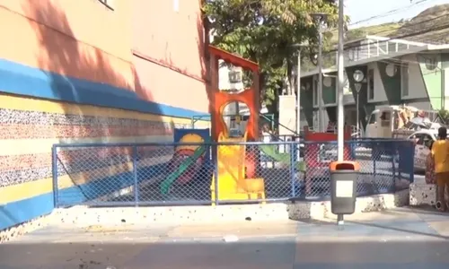 
          Imagem ilustrativa da imagem Mulher esfaqueia e mata homem em pracinha de Vitória
          