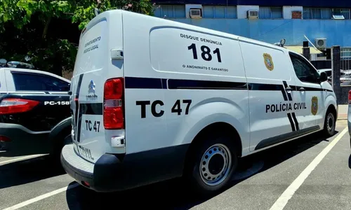 
          Imagem ilustrativa da imagem Mulher morre atropelada na BR-101 na Serra
          