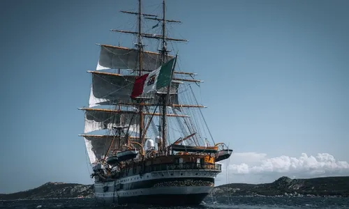 
          Imagem ilustrativa da imagem "Navio mais bonito do mundo" chega ao Brasil. Veja fotos
          