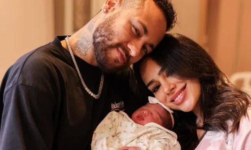 
          Imagem ilustrativa da imagem Neymar e Bruna Biancardi divulgam primeiras fotos da filha Mavie
          