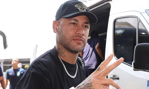 
          Imagem ilustrativa da imagem Neymar e Marquinhos se apresentam e completam a lista da seleção brasileira
          