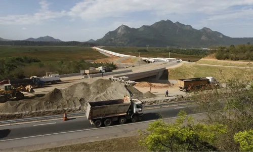 
          Imagem ilustrativa da imagem Nova Rodovia do Contorno liberada para carros no dia 15
          