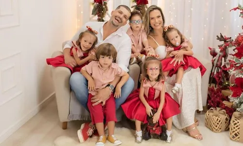 
          Imagem ilustrativa da imagem Nova temporada da série sobre os quíntuplos capixabas estreia em outubro
          