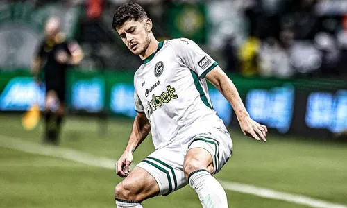 
          Imagem ilustrativa da imagem Novo lateral do Corinthians agrada Mano Menezes, mas é aposta
          