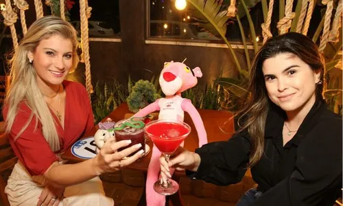 
          Imagem ilustrativa da imagem Novos bares e quiosques no 1º “sextou” da primavera
          