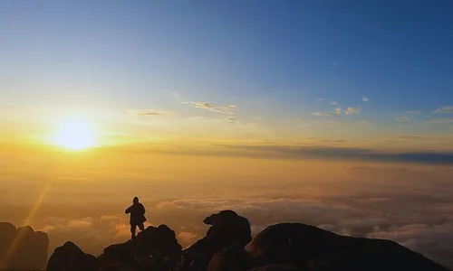 
          Imagem ilustrativa da imagem O pernambucano que andou sob cristais e acima das nuvens
          