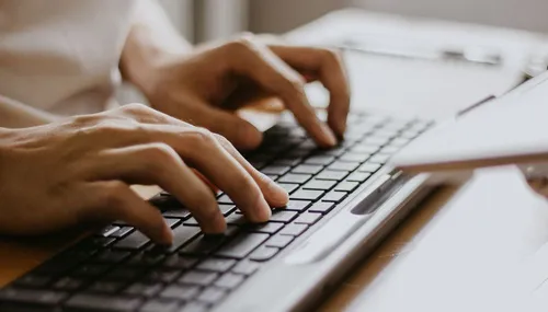 
          Imagem ilustrativa da imagem O que estudar para aprender profissão com salário de até R$ 35 mil
          