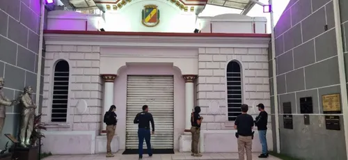 
          Imagem ilustrativa da imagem Operação da Polícia Civil na Câmara de Vereadores de Caruaru
          