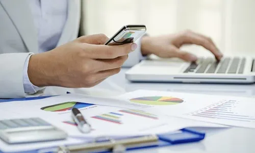 
          Imagem ilustrativa da imagem Operadoras de celular vão cortar serviço de quem atrasar pagamento de conta
          