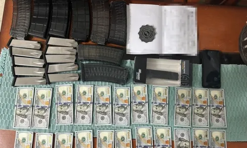 
          Imagem ilustrativa da imagem PF faz operação contra grupos que fornecem milhares de armas para facções no Brasil
          