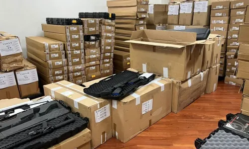 
          Imagem ilustrativa da imagem PF faz operação contra grupos que fornecem milhares de armas para facções no Brasil
          