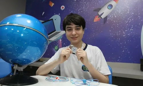 
          Imagem ilustrativa da imagem Paixão por estrela e planeta rende ouro em astronomia
          