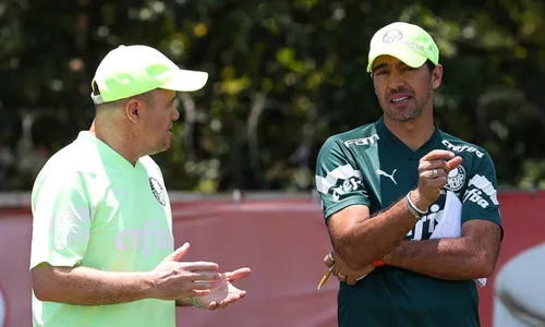 
          Imagem ilustrativa da imagem Palmeiras enfrenta o Fluminense para encaminhar o título brasileiro
          