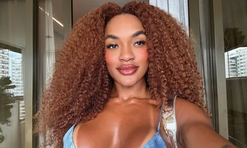 
          Imagem ilustrativa da imagem Patrícia Ramos acusa ex-marido de violência doméstica, estelionato e perseguição
          