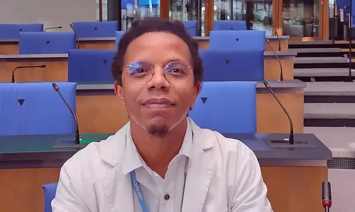 
          Imagem ilustrativa da imagem Pessoas negras sofrem mais com o calor, afirma pesquisador
          