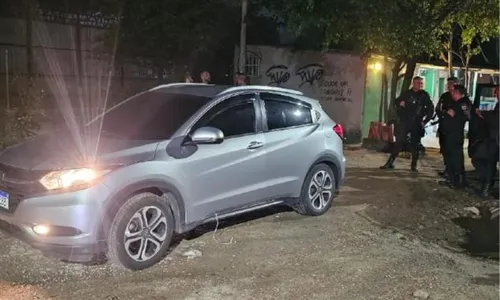 
          Imagem ilustrativa da imagem Polícia investiga se "tribunal do crime" executou suspeitos de matar médicos no RJ
          