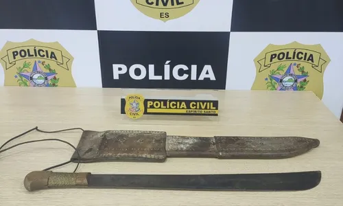 
          Imagem ilustrativa da imagem Polícia prende homem acusado de matar o próprio irmão no ES
          