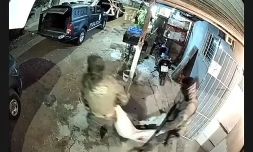 
          Imagem ilustrativa da imagem Policiais do Bope são presos preventivamente em Pernambuco: veja os nomes
          