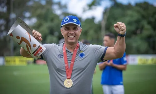 
          Imagem ilustrativa da imagem Porto Vitória anuncia treinador com experiência de Série A
          