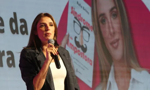 
          Imagem ilustrativa da imagem “Precisamos ter mulheres em cargos de liderança”, diz Rafa Brites
          