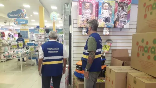 
          Imagem ilustrativa da imagem Preços dos brinquedos tem variação de até 622% no Recife
          