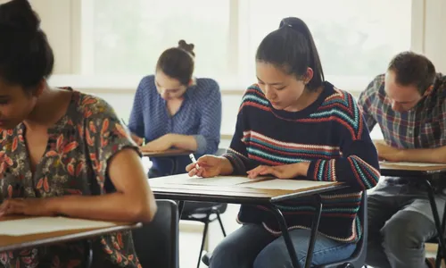 
          Imagem ilustrativa da imagem Prefeitura de Iúna tem 81 chances para virar servidor efetivo
          