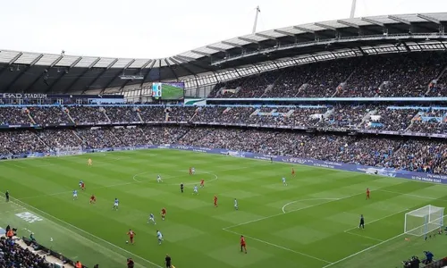 
          Imagem ilustrativa da imagem Premier League terá homenagens para vítimas da guerra em Israel
          