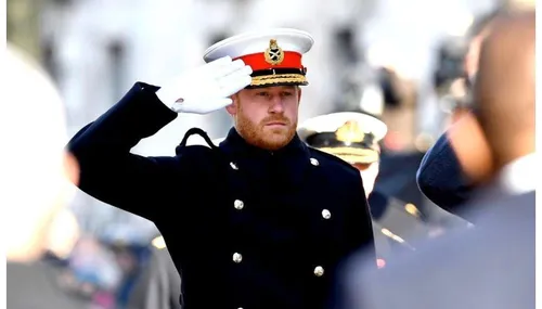 
          Imagem ilustrativa da imagem Príncipe Harry diz que foi 'forçado' a deixar a realeza
          