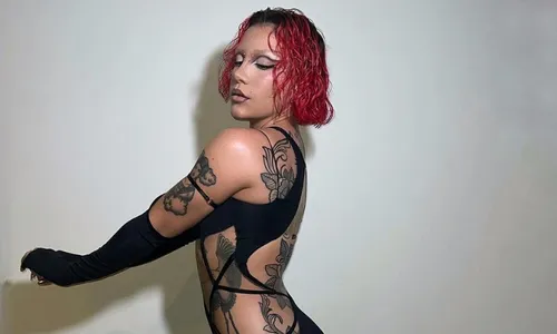 
          Imagem ilustrativa da imagem Priscilla diz que se libertou do fundamentalismo religioso
          