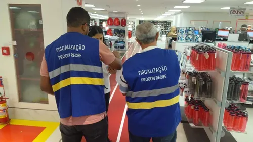 
          Imagem ilustrativa da imagem Procon Recife encontra variação de até 392% no preço de um mesmo produto
          