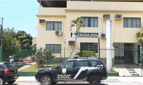 
          Imagem ilustrativa da imagem Professor de boxe é denunciado por agredir ex-mulher com socos em Vitória
          