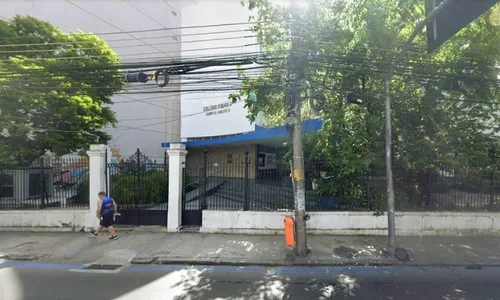 
          Imagem ilustrativa da imagem Professora é agredida por alunos em colégio do Rio, e polícia investiga o caso
          