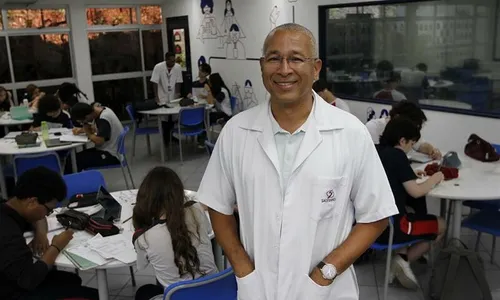 
          Imagem ilustrativa da imagem Professores explicam como é o cálculo da nota do Enem
          