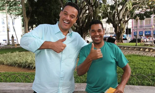 
          Imagem ilustrativa da imagem Público vibra com Camargão na TV Tribuna!
          