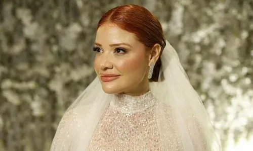 
          Imagem ilustrativa da imagem Quando dar presente vira uma “saia-justa”
          