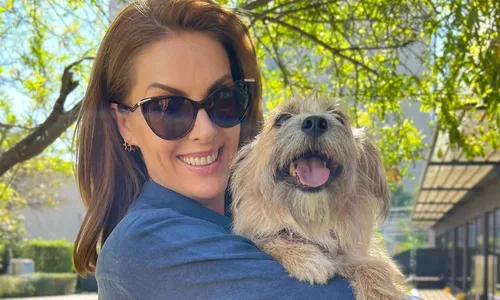 
          Imagem ilustrativa da imagem Quem é o cão resgatado que, segundo Ana Hickmann, a defendeu de agressão do marido?
          