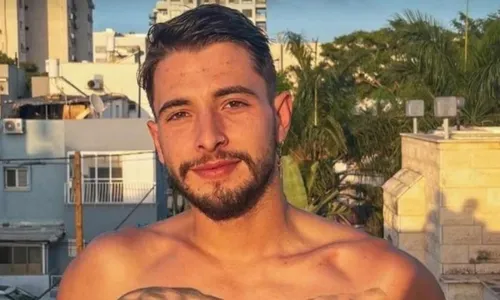 
          Imagem ilustrativa da imagem Ranani Glazer, brasileiro morto em Israel, era 'cara do bem' e sonhava em ser DJ
          