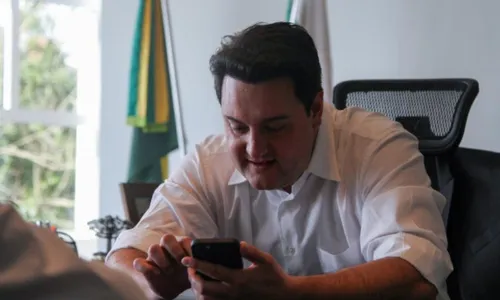 
          Imagem ilustrativa da imagem Reação de eleitor do Nordeste a nome de Ratinho Jr. anima PSD
          