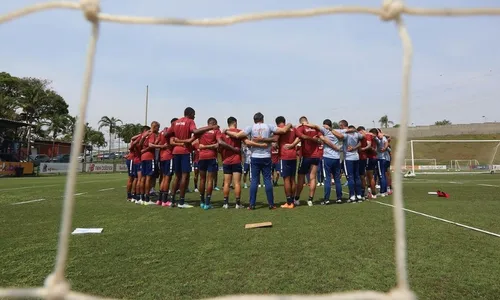 
          Imagem ilustrativa da imagem Red Bull Bragantino vence e segue com chances de terminar Brasileirão no G-4
          
