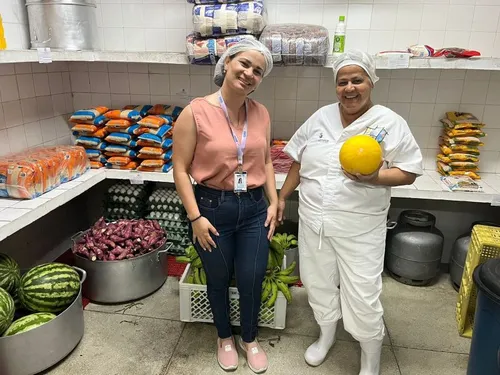 
          Imagem ilustrativa da imagem Rede Estadual de Ensino recebe gêneros alimentícios da agricultura familiar
          